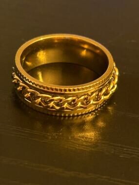 New Gold Tone Wedding Band Ring Chain Inlay Size 9.5